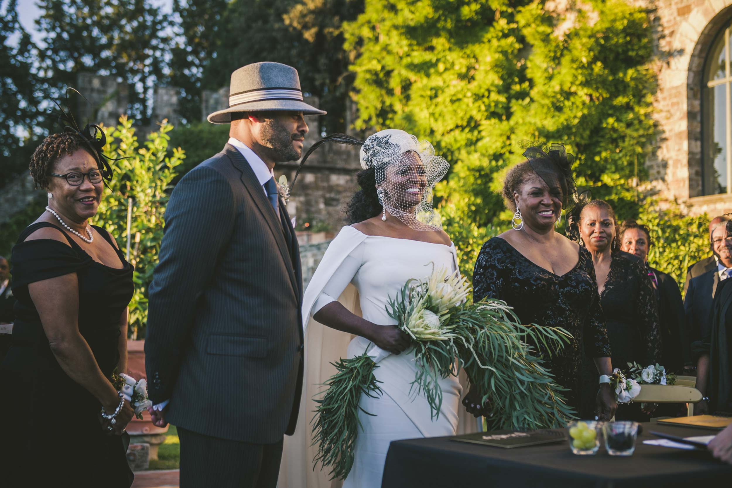 Destination Wedding in Italy - Alessia Bruchi fotografia, italian wedding photographer based in tuscany available for exclusive destination wedding in tuscany and Italy. Matrimonio Castello di Vincigliata, Firenze, Toscana