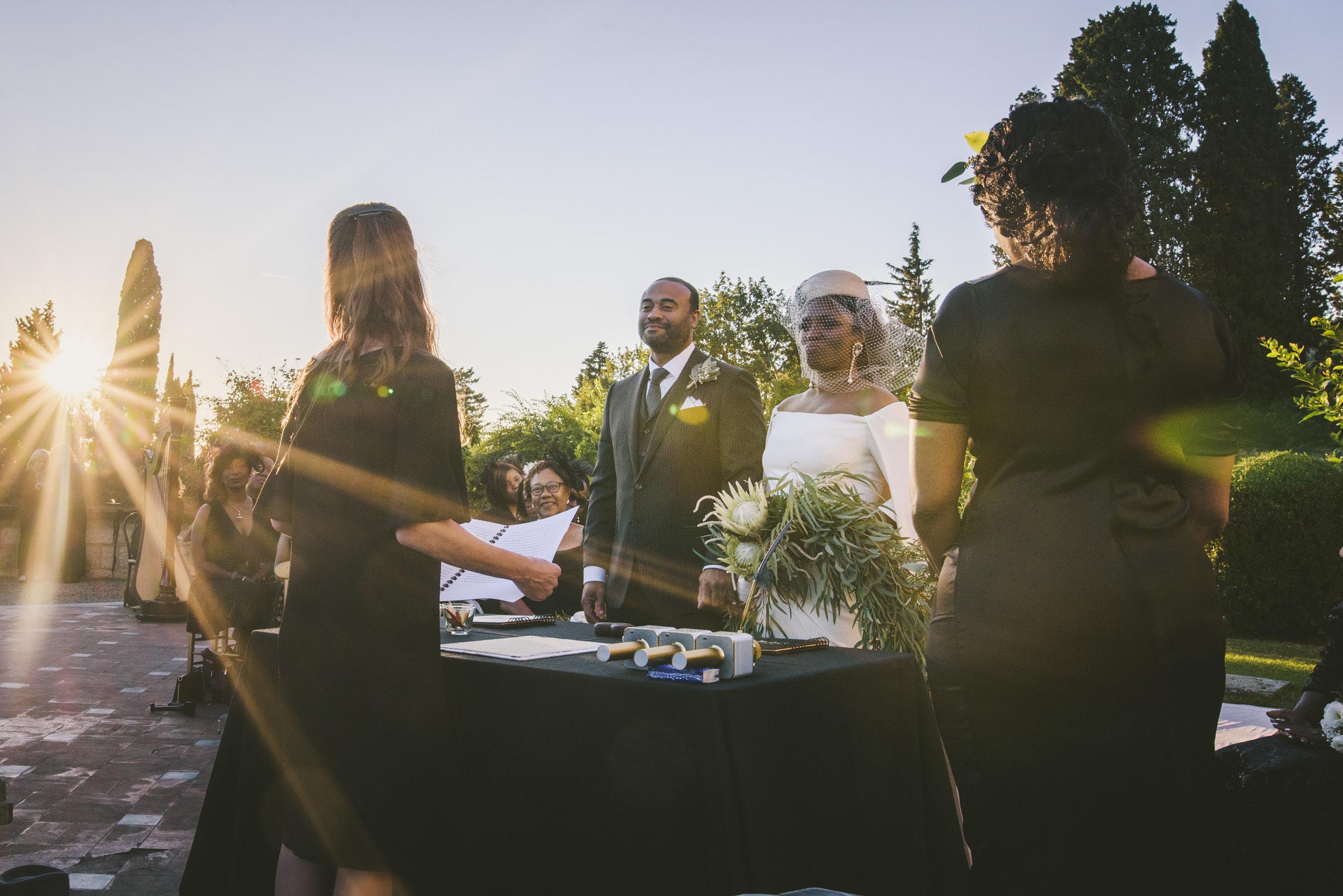 Destination Wedding in Italy - Alessia Bruchi fotografia, italian wedding photographer based in tuscany available for exclusive destination wedding in tuscany and Italy. destination wedding in Castello di Vincigliata, Florence - Tuscany