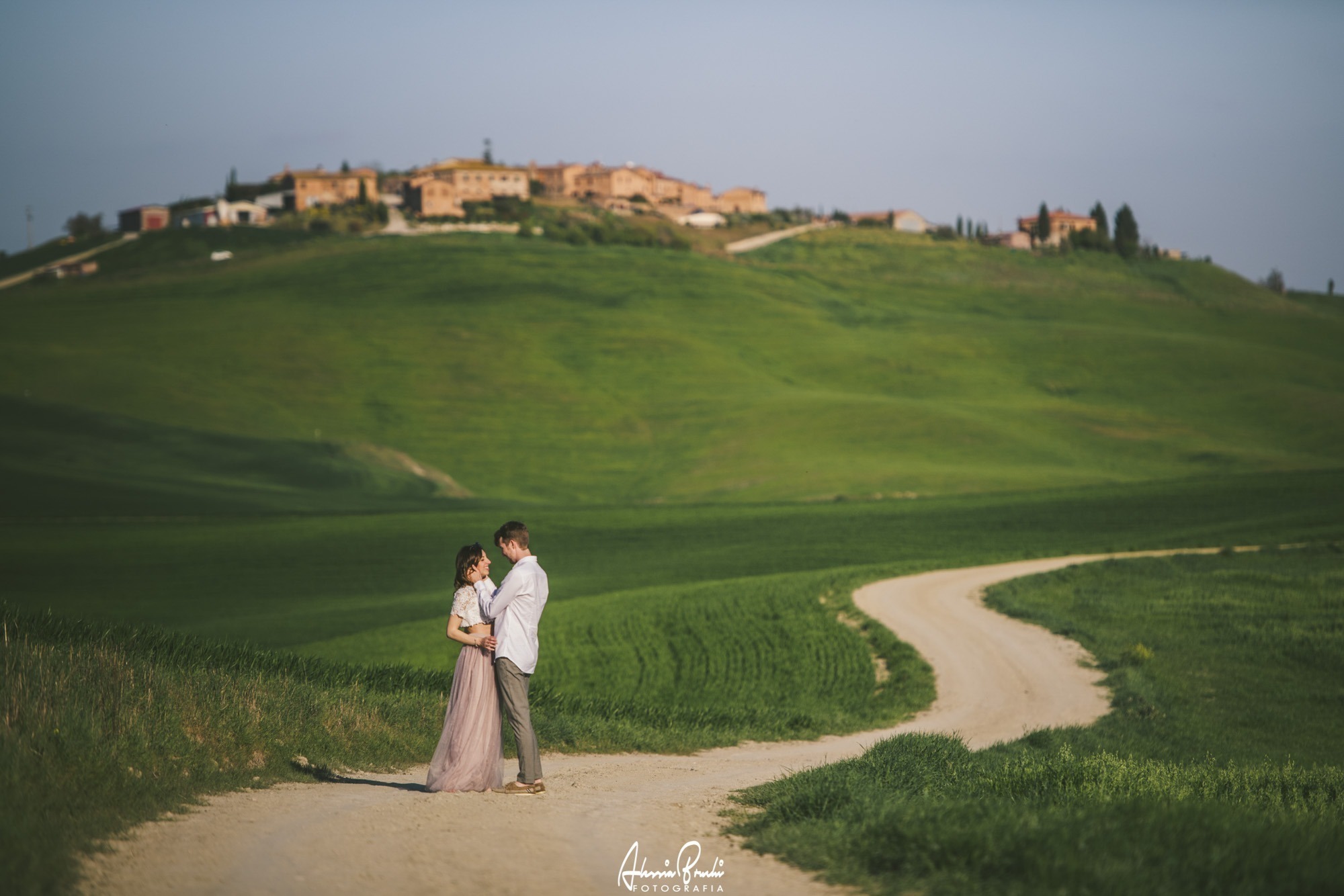Couple Portrait in Tuscany Couple Portrait in Tuscany