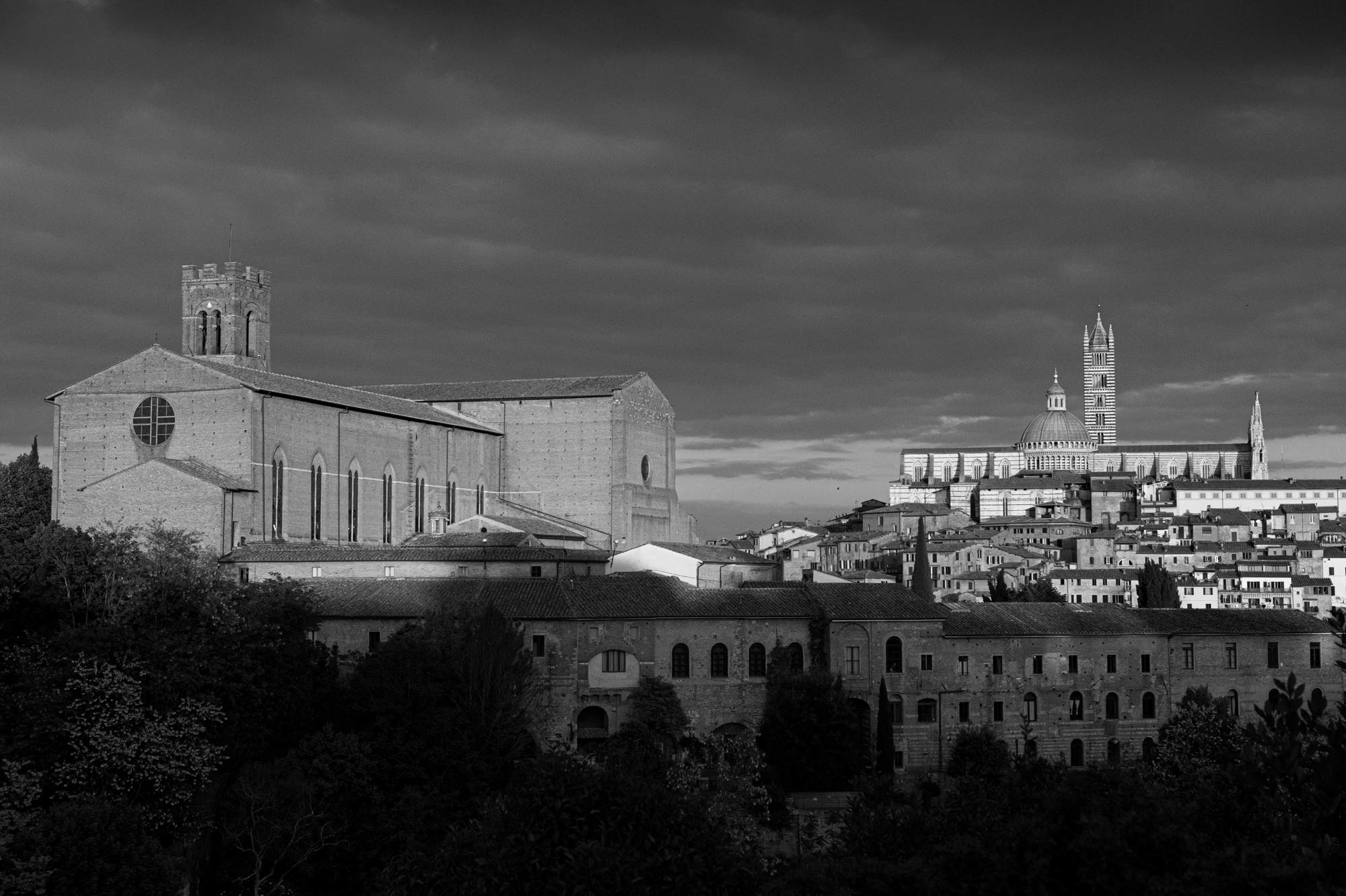 Siena, San Domenico e Duomo di Siena Siena, San Domenico e Duomo di Siena