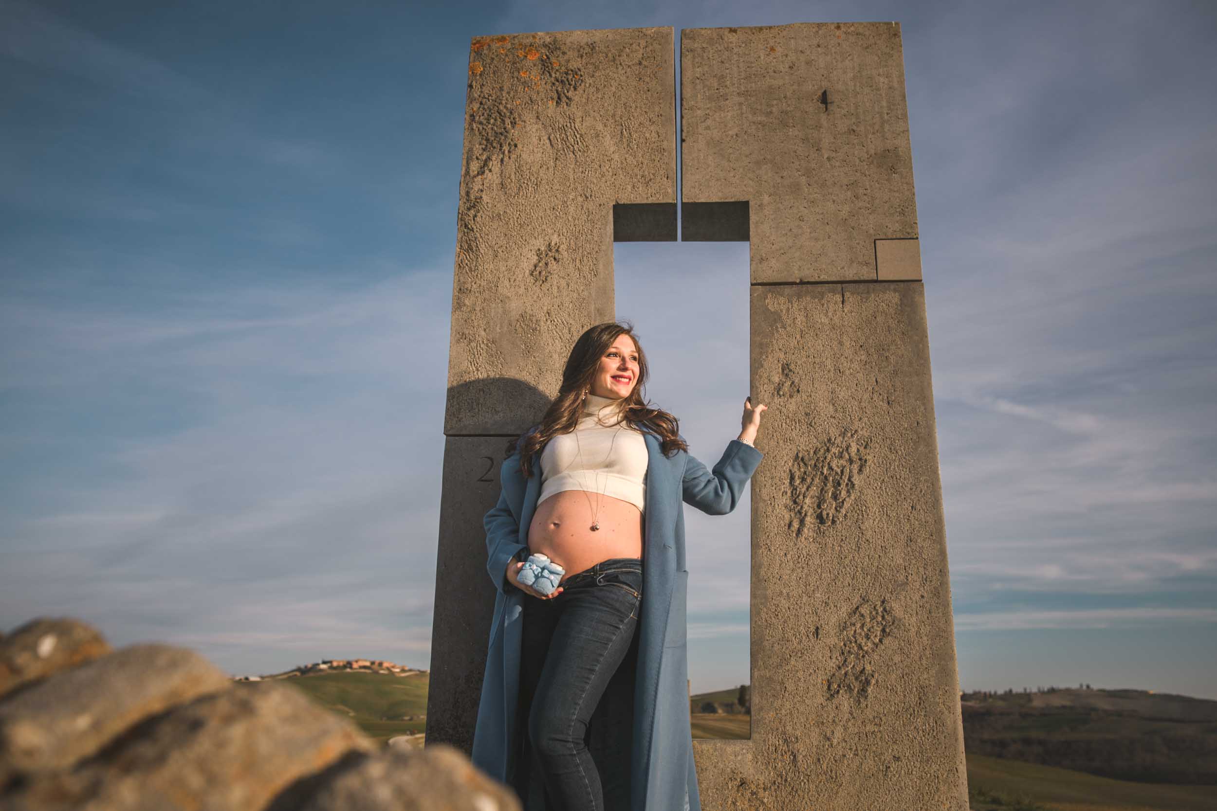Pregnancy Photographer in Tuscany