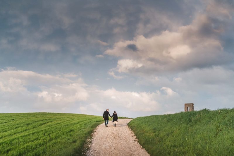 Couple Portrait Photographer in Crete Senesi Tuscany