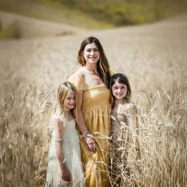 FAMILY'S PHOTOGRAPHY